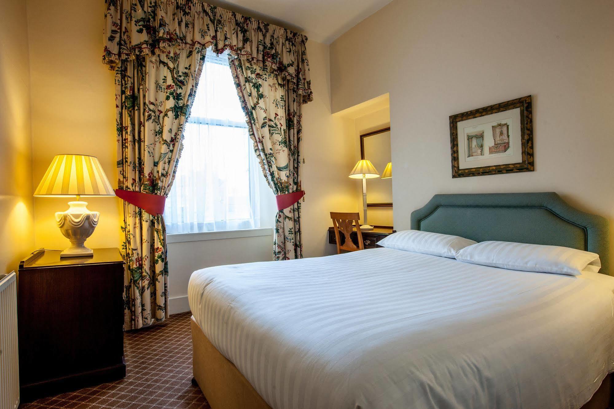 Skene House Hotels - Holburn Абердин Экстерьер фото